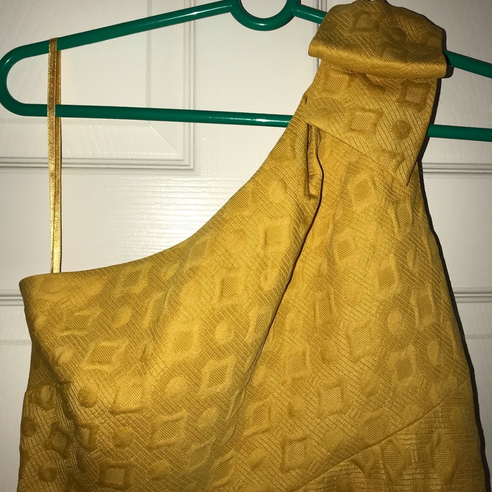 Distinguished Cocktail - Picture 2 of 4